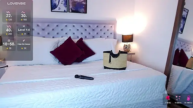 Snapshot of sarascottt chatting on 17, 3, 2026 sarascottt online show from 17, 3, 2026