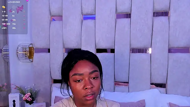 Snapshot of mia_schwarz chatting on 9, 12, 2024 mia schwarz online show from 9, 12, 2024