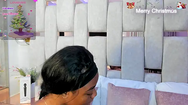 Snapshot of mia_schwarz chatting on 11, 12, 2024 mia schwarz online show from 11, 12, 2024