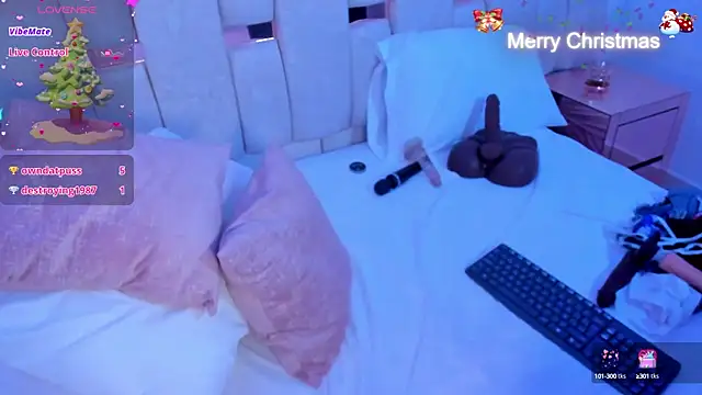 Snapshot of mia_schwarz chatting on 13, 12, 2024 mia schwarz online show from 13, 12, 2024