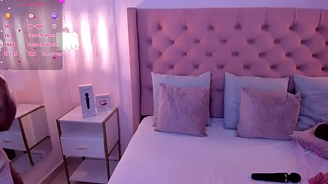 Snapshot of mia_schwarz chatting on 15, 1, 2025 mia schwarz online show from 15, 1, 2025