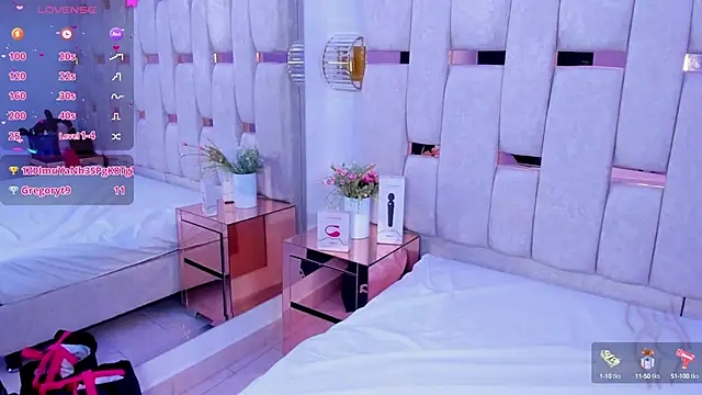 Snapshot of mia_schwarz chatting on 1, 2, 2025 mia schwarz online show from 1, 2, 2025