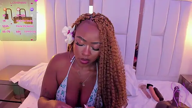 Snapshot of mia_schwarz chatting on 2, 2, 2025 mia schwarz online show from 2, 2, 2025