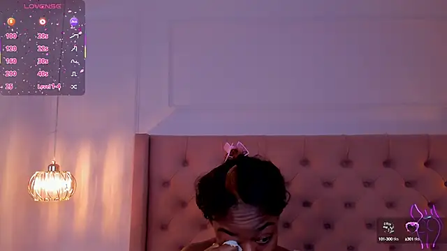 Snapshot of mia_schwarz chatting on 24, 9, 2025 mia schwarz online show from 24, 9, 2025