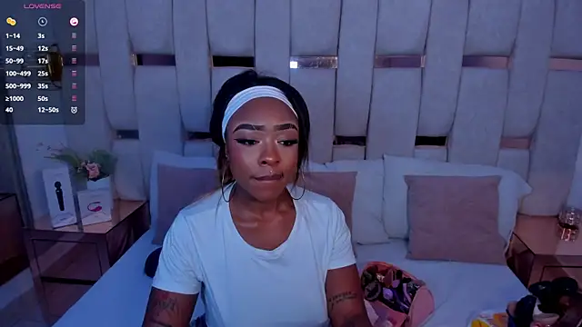 Snapshot of mia_schwarz chatting on 29, 9, 2025 mia schwarz online show from 29, 9, 2025