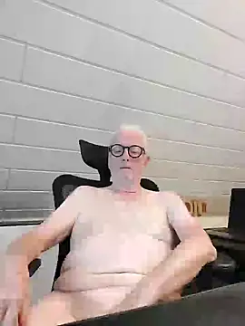 Greyhound70 online show from 25, 9, 2025