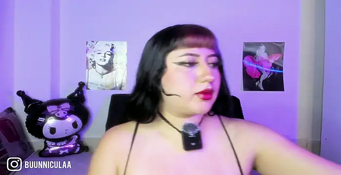 larissa01  online show from 3, 5, 2026