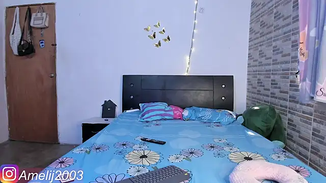 Snapshot of _Amelia_Johns_ chatting on 5, 3, 2025 Amelia Johns online show from 5, 3, 2025