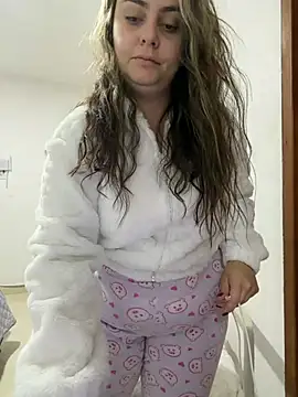 Im Amelia online show from 5, 7, 2026