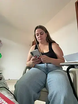 Im Amelia online show from 15, 7, 2026