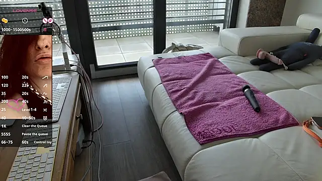 sexyLolia11 online show from 25, 6, 2026