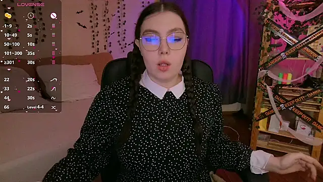 Arizonaa Muse online show from 29, 10, 2025