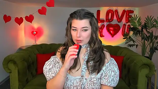 Snapshot of _Sun_Shy_ chatting on 6, 3, 2025  Sun Shy  online show from 6, 3, 2025