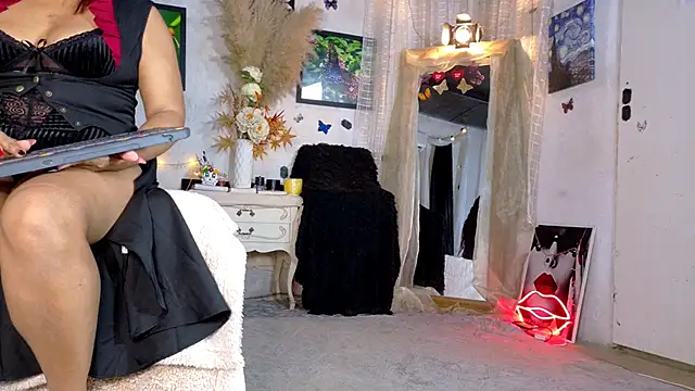 Snapshot of Kyara_Queen chatting on 25, 6, 2026 Kyara Queen online show from 25, 6, 2026