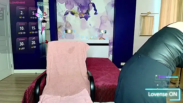 AriaGray online show from 3, 12, 2025