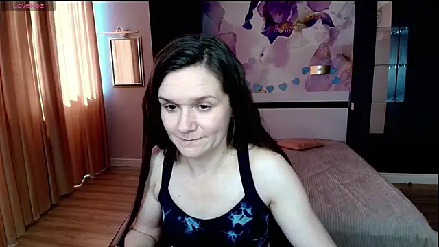 AriaGray online show from 15, 4, 2026