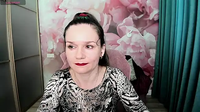 AriaGray online show from 27, 6, 2026