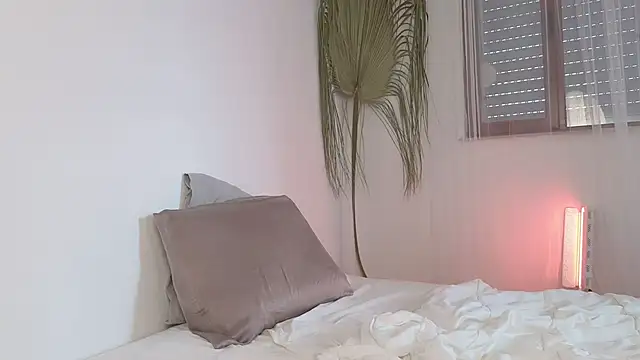 Snapshot of my_lina chatting on 3, 11, 2025 my lina online show from 3, 11, 2025