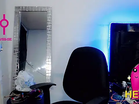 Snapshot of Fernanda_Lopeez chatting on 16, 10, 2025 Fernanda Lopeez online show from 16, 10, 2025