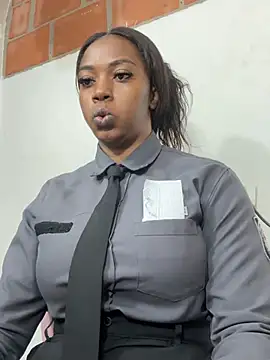 CiaraEbony online show from 17, 7, 2026