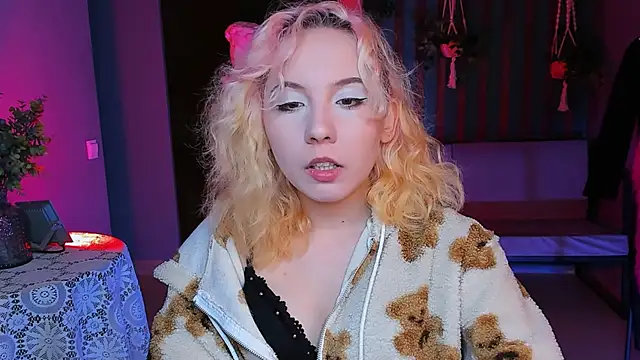 JasmineMilko online show from 23, 2, 2025