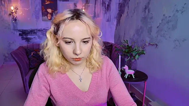 JasmineMilko online show from 6, 3, 2025