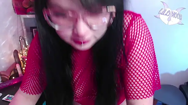 Snapshot of LiloMoon69 chatting on 25, 12, 2024 LiloMoon69 online show from 25, 12, 2024