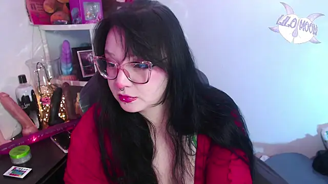 Snapshot of LiloMoon69 chatting on 28, 12, 2024 LiloMoon69 online show from 28, 12, 2024