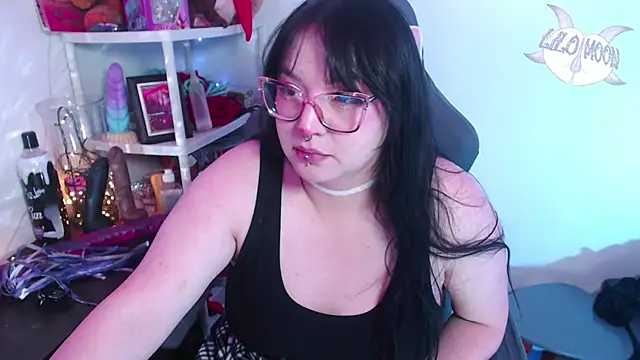 Snapshot of LiloMoon69 chatting on 29, 12, 2024 LiloMoon69 online show from 29, 12, 2024
