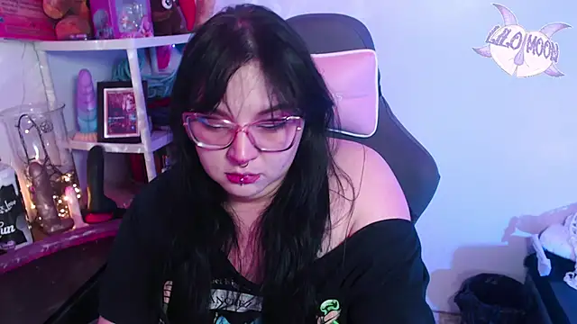 Snapshot of LiloMoon69 chatting on 9, 1, 2025 LiloMoon69 online show from 9, 1, 2025