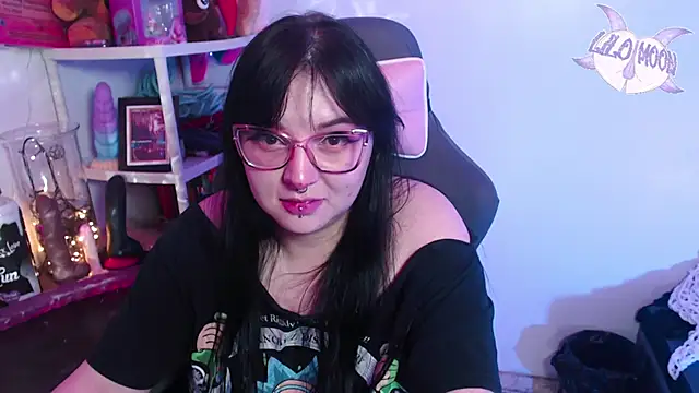 Snapshot of LiloMoon69 chatting on 9, 1, 2025 LiloMoon69 online show from 9, 1, 2025