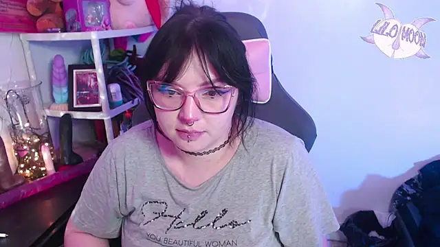 Snapshot of LiloMoon69 chatting on 13, 1, 2025 LiloMoon69 online show from 13, 1, 2025