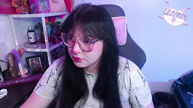 Snapshot of LiloMoon69 chatting on 14, 1, 2025 LiloMoon69 online show from 14, 1, 2025