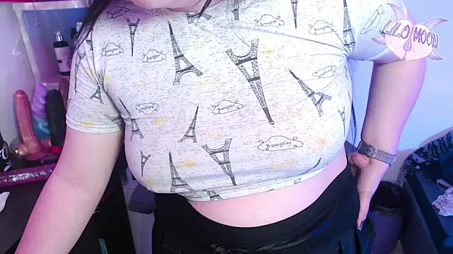 Snapshot of LiloMoon69 chatting on 14, 1, 2025 LiloMoon69 online show from 14, 1, 2025