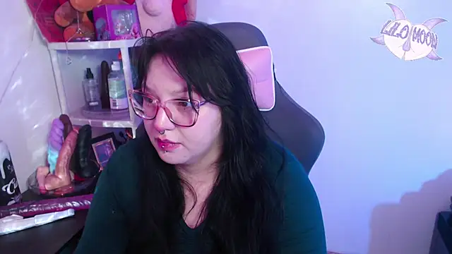 Snapshot of LiloMoon69 chatting on 17, 1, 2025 LiloMoon69 online show from 17, 1, 2025