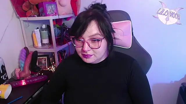 Snapshot of LiloMoon69 chatting on 18, 1, 2025 LiloMoon69 online show from 18, 1, 2025