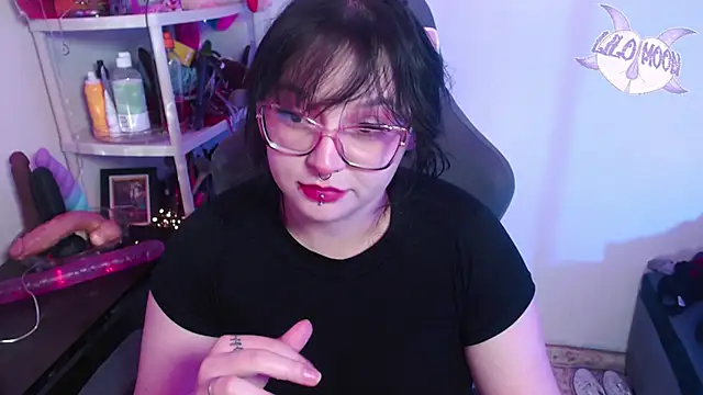 Snapshot of LiloMoon69 chatting on 19, 1, 2025 LiloMoon69 online show from 19, 1, 2025