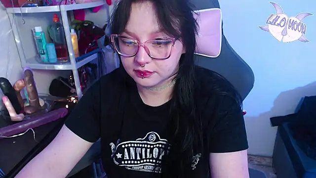 Snapshot of LiloMoon69 chatting on 25, 1, 2025 LiloMoon69 online show from 25, 1, 2025