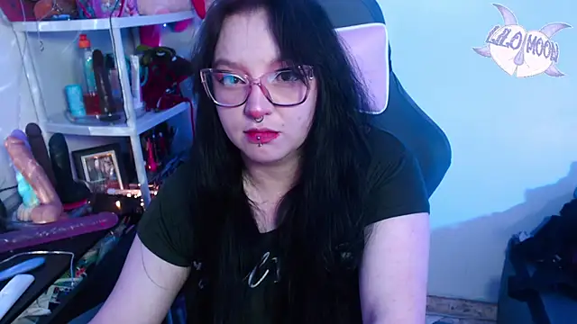 Snapshot of LiloMoon69 chatting on 28, 1, 2025 LiloMoon69 online show from 28, 1, 2025