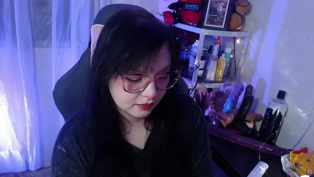 Snapshot of LiloMoon69 chatting on 2, 2, 2025 LiloMoon69 online show from 2, 2, 2025