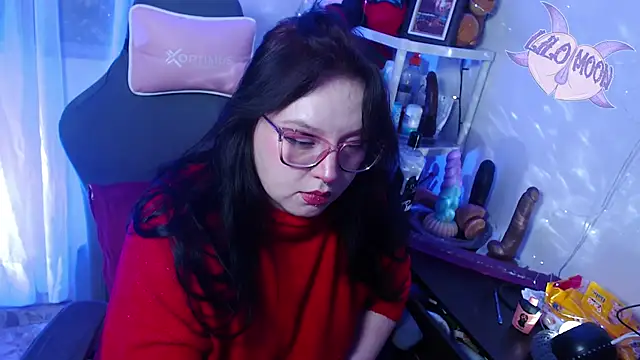 Snapshot of LiloMoon69 chatting on 5, 2, 2025 LiloMoon69 online show from 5, 2, 2025