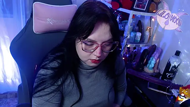 Snapshot of LiloMoon69 chatting on 7, 2, 2025 LiloMoon69 online show from 7, 2, 2025