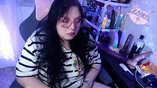 Snapshot of LiloMoon69 chatting on 9, 2, 2025 LiloMoon69 online show from 9, 2, 2025