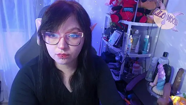 Snapshot of LiloMoon69 chatting on 27, 2, 2025 LiloMoon69 online show from 27, 2, 2025