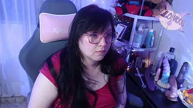 Snapshot of LiloMoon69 chatting on 28, 2, 2025 LiloMoon69 online show from 28, 2, 2025