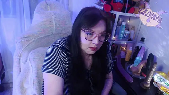 Snapshot of LiloMoon69 chatting on 8, 3, 2025 LiloMoon69 online show from 8, 3, 2025