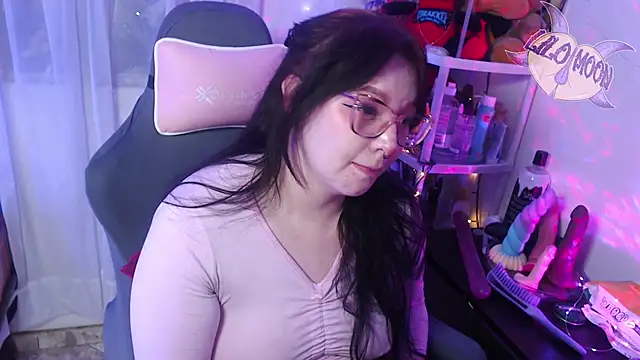 Snapshot of LiloMoon69 chatting on 20, 3, 2025 LiloMoon69 online show from 20, 3, 2025