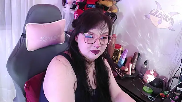 Snapshot of LiloMoon69 chatting on 10, 9, 2025 LiloMoon69 online show from 10, 9, 2025