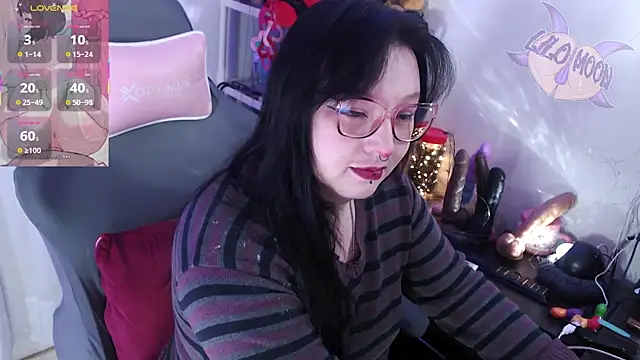 Snapshot of LiloMoon69 chatting on 22, 9, 2025 LiloMoon69 online show from 22, 9, 2025