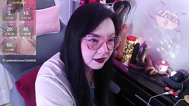 Snapshot of LiloMoon69 chatting on 26, 9, 2025 LiloMoon69 online show from 26, 9, 2025